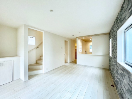 ���r���O �����u�������܁v�u��������v�Ƒ��Ƃ̃R�~���j�P�[�V�������[�܂郊�r���O�C���K�i�B 