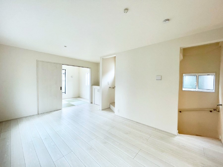 ���̑����� ���K�ȏ��g�[�t���̍L�X���r���O�B�Ƒ������R�ƏW�܂�e���̃X�y�[�X�ɂȂ肻��