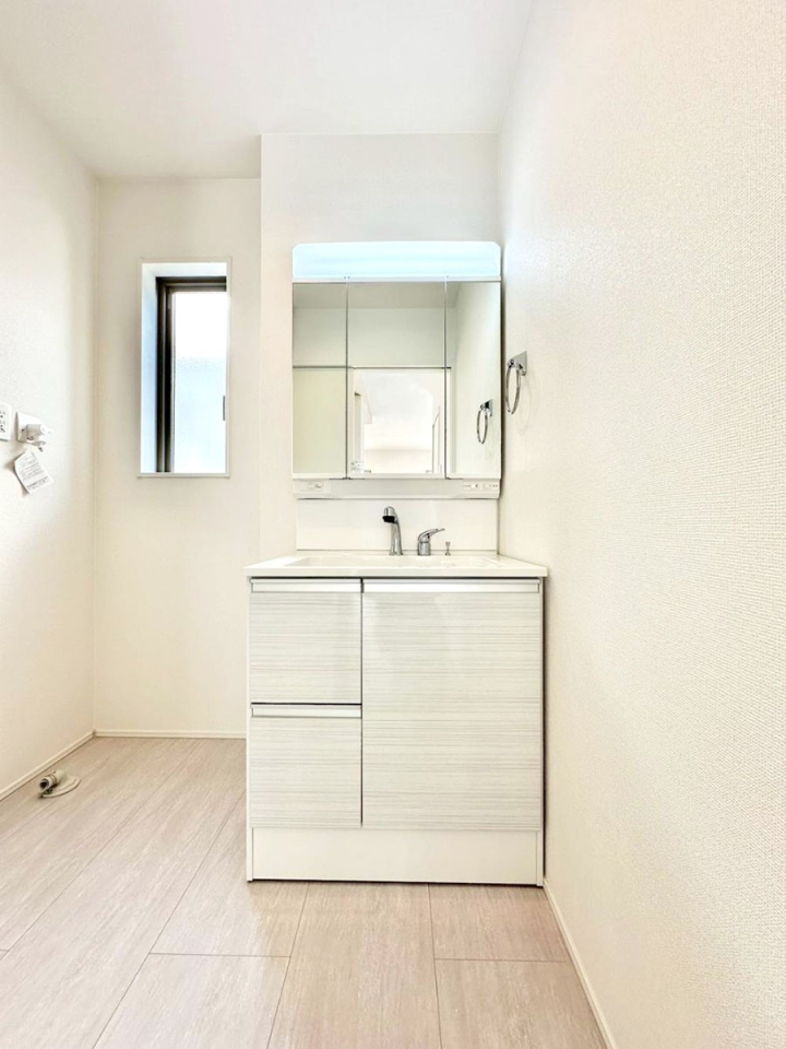 ʑEʏ 傫₷OʋŐʑ́AgȂ݃`FbN┧̂ɂ߂łB 