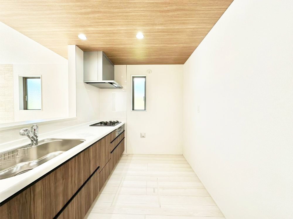 Lb` u₩ȕʂ蔲Lb`B̂Ŗ邭Cɂ𗧂܂B