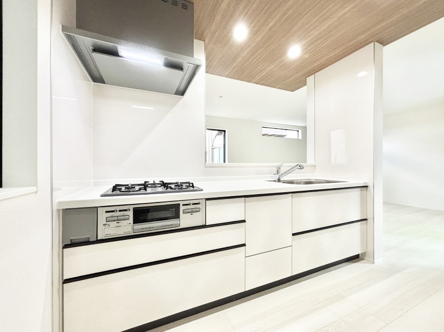 ���r���O �Z�ޕ��̌��������o�����A�C���e���A���l����̂��y���݂ȃ��r���O�ł��I   