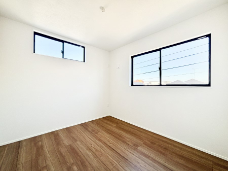 q Qʍ̌ŋC悭R̂łql̂ɂsb^