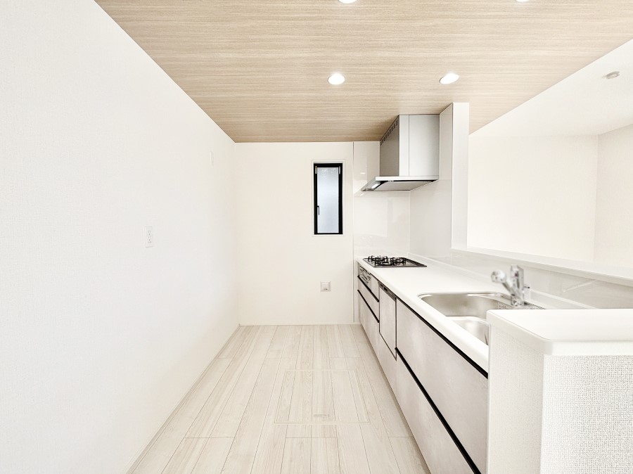 Lb` Ƃ肠Lb`ł͂ƑƊył܂B