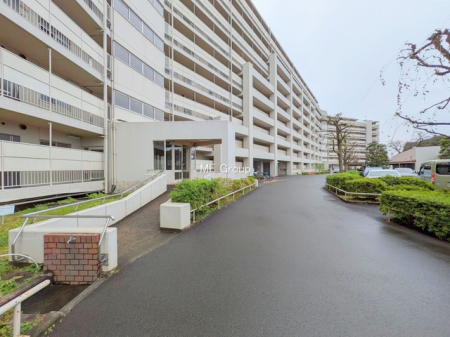 �G���g�����X -