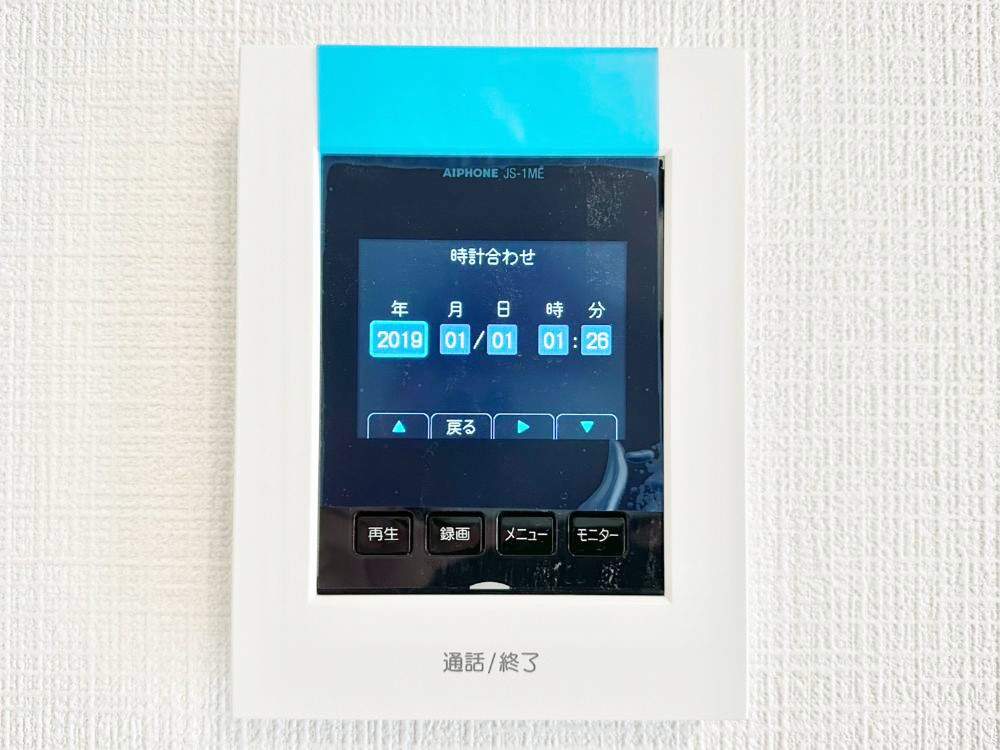 ���̑����� TV���j�^�[�t�C���^�[�t�H�����t���Ă��ăZ�L�����e�B�[��