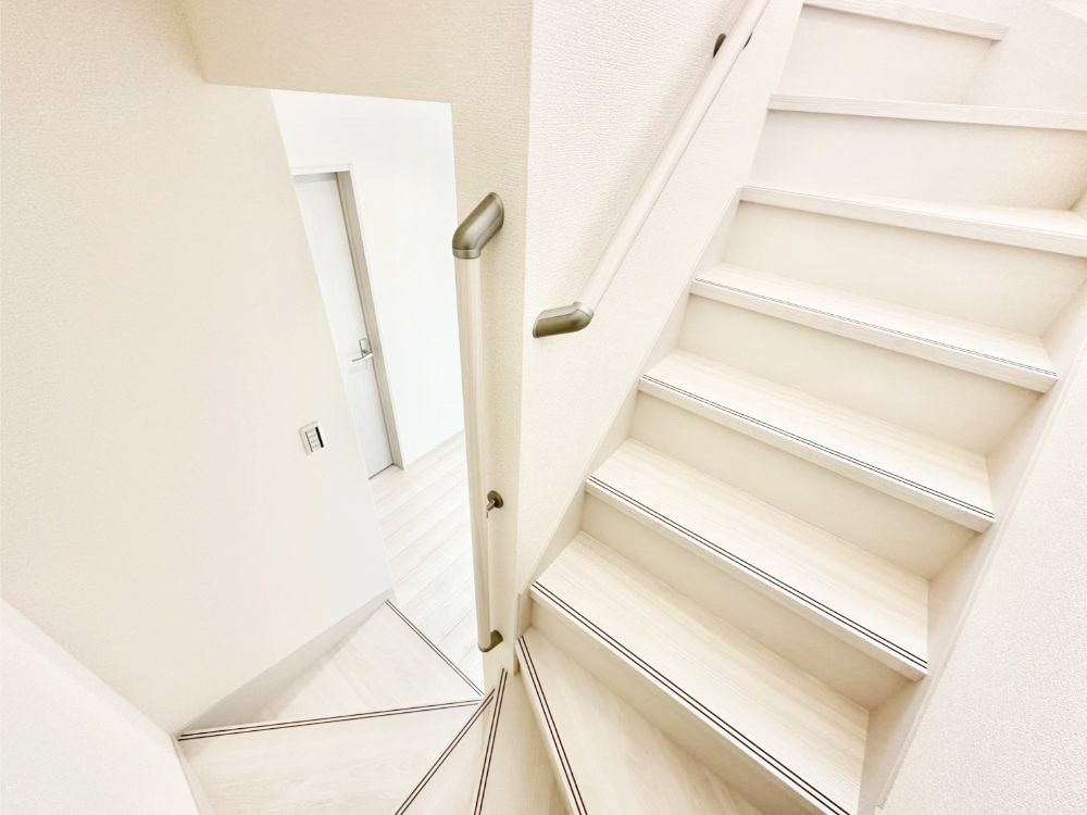 ̑ Ki͎肷tȂ̂ŏȂq܂₲̕Sł