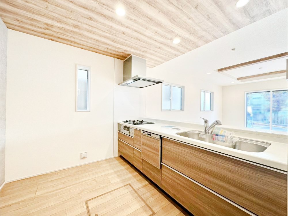 �L�b�`�� ��Ƃ肠��L�b�`���X�y�[�X�ł�������H��̌�Еt�����X���[�Y�ɁI