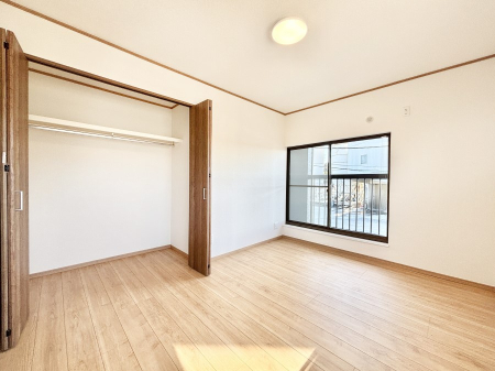 �Q�� �g���₷���`�Ńx�b�g��Ƌ�̒u�����ɂ����邱�Ƃ�����܂���B   