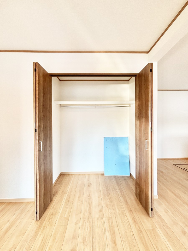 ���[ ���������Ă����ꂵ�����[�X�y�[�X