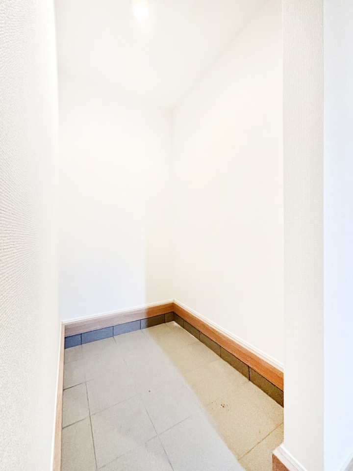 ���[ �x�r�[�J�[��A�E�g�h�A�p�i���X�b�L�����[�ł���SIC�t���ł��B