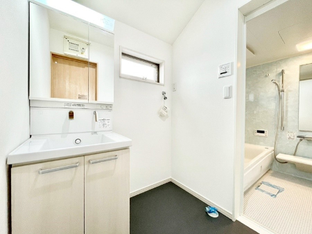 ʑEʏ Ƃ̐ʃXy[XŒ̐gxxX[Y