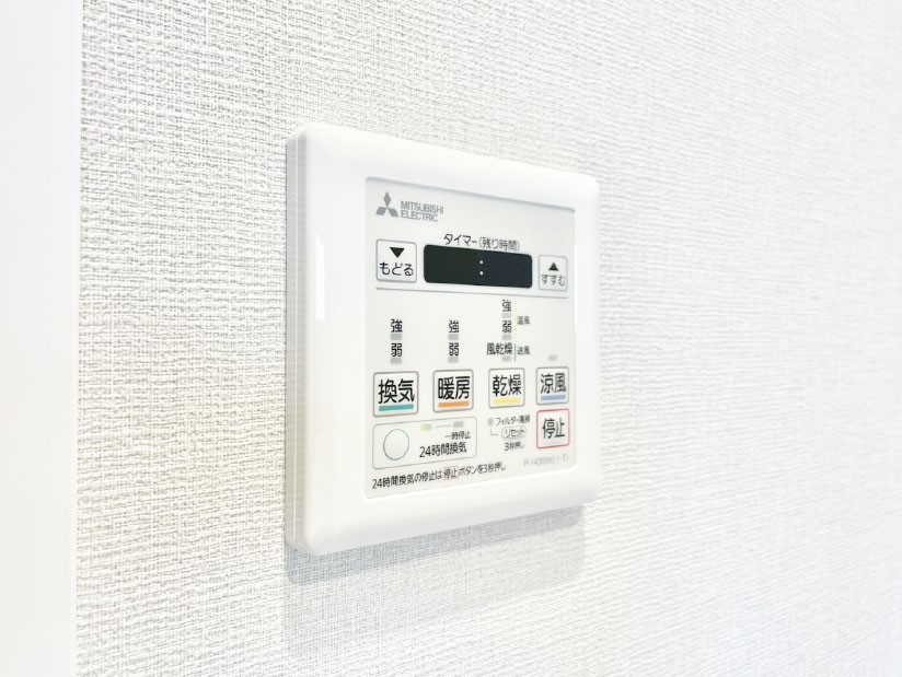 ̑ g[C@tȂ̂ŁAVĈSI