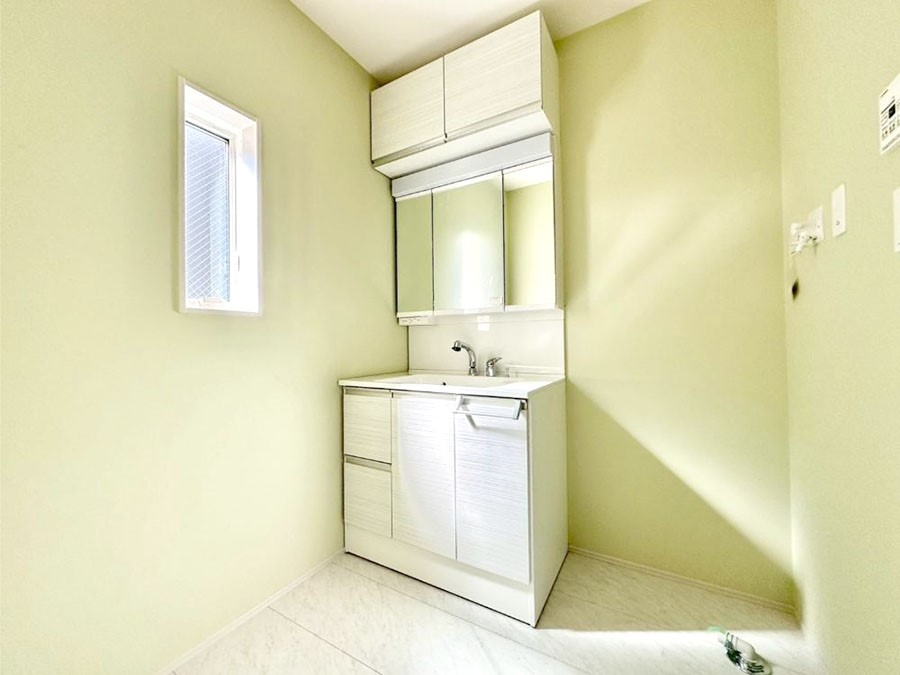 ���ʑ�E���ʏ� ���邢���ʏ��͖����̐g�x�x���y�����ł����Ⴂ�����ł��B