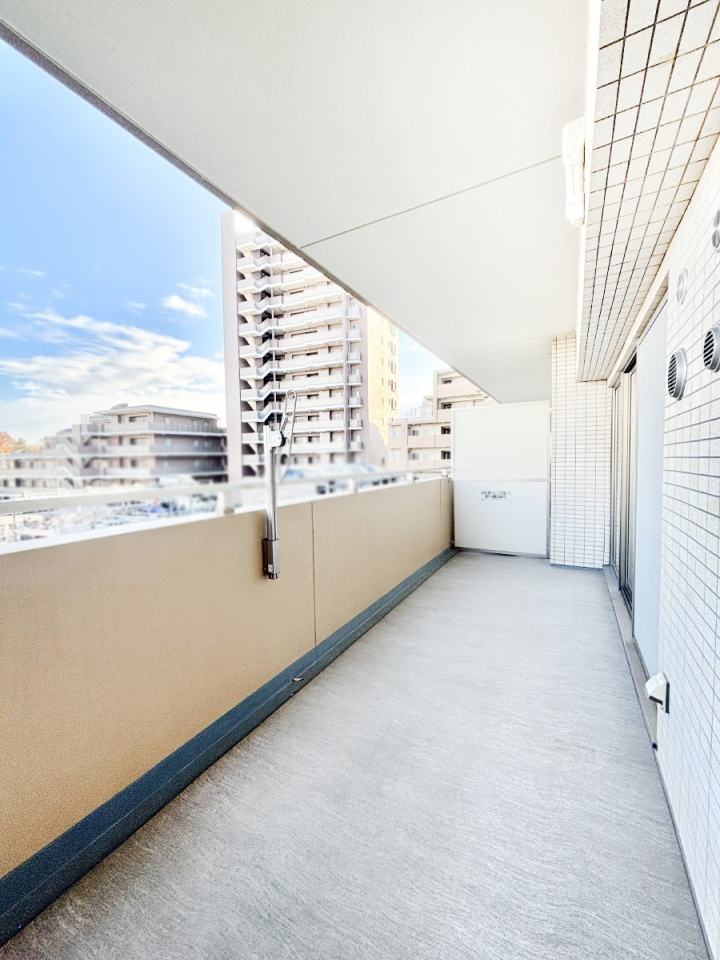 oRj[ LXoRj[ł󕨂C悭܂B