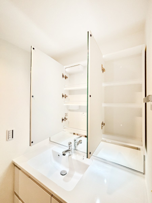 ̑ Oʋ̗ɁAϕiqpiȂǂ[\Bʑƕۂ܂I