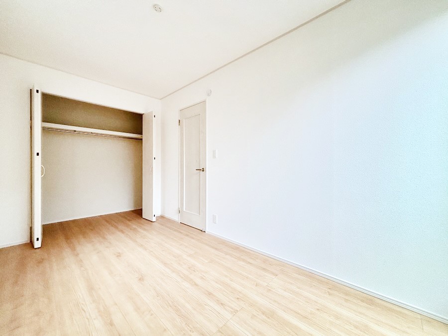 �q������ �q�������ɂ��������߂Ȏ��[�X�y�[�X�����Ղ�̋���