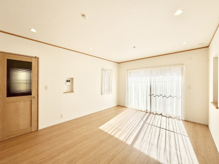 ���r���O �傫�ȑ����炽���Ղ�̗z���ƕ����������郊�r���O