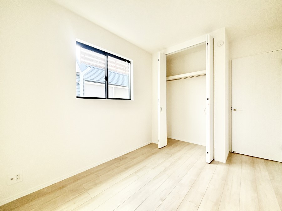 �q������ ���q���܂̂������Ƃ��Ă��I�ߗނ̐������ڂɕ֗��ȃN���[�[�b�g�t���̗m���B