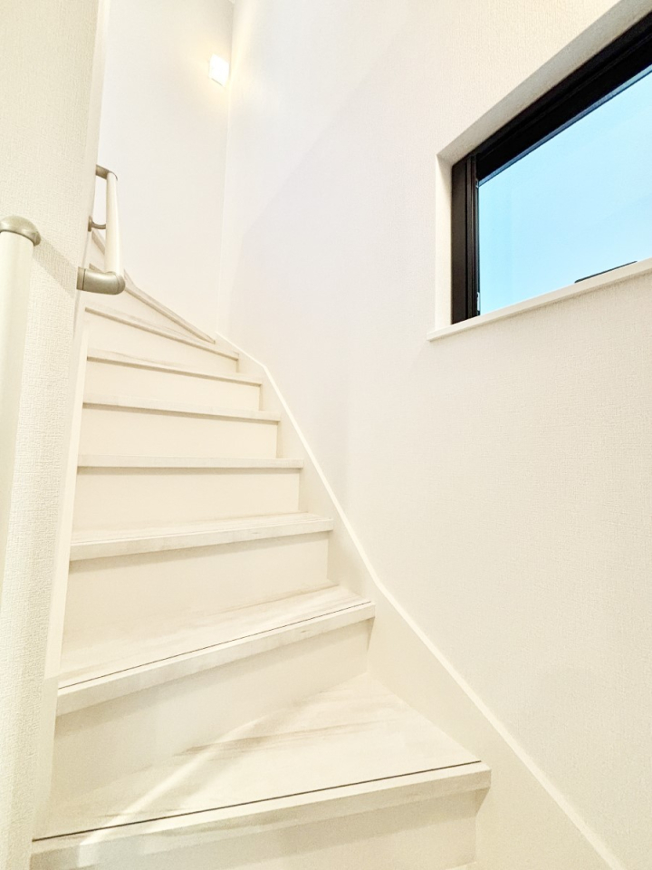 ̑ Ki͎肷tȂ̂ŏȂq܂₲̕Sł