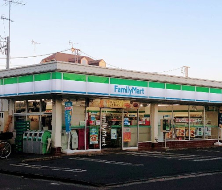 ���ӊ� �R���r�j 200m �t�@�~���[�}�[�g ���∮���X