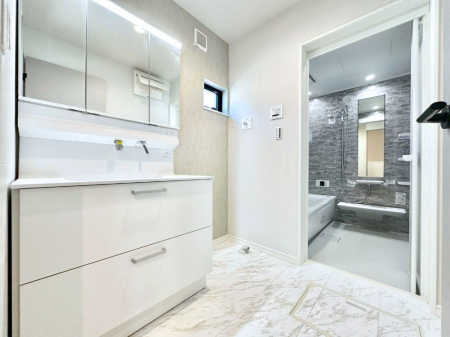 ̑ LXƂƂ̂郉h[Xy[XB  