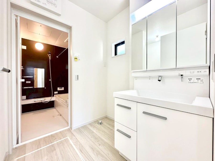 ̑ ̂KԂłB̐gxxCǂg܂B 