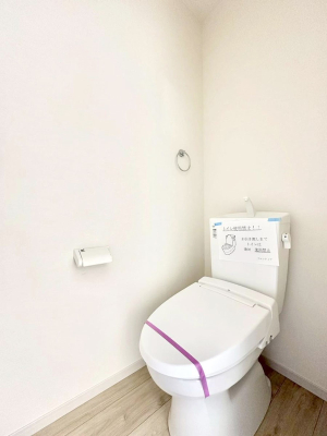 gC gC1K2KꂼɔzuĂĂƂĂ֗łB 