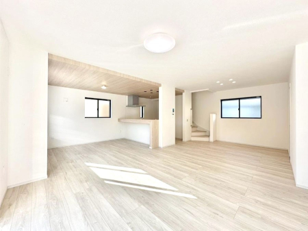 rO ͋Ĉkcj͉Ƒ݂Ȃ̉K  