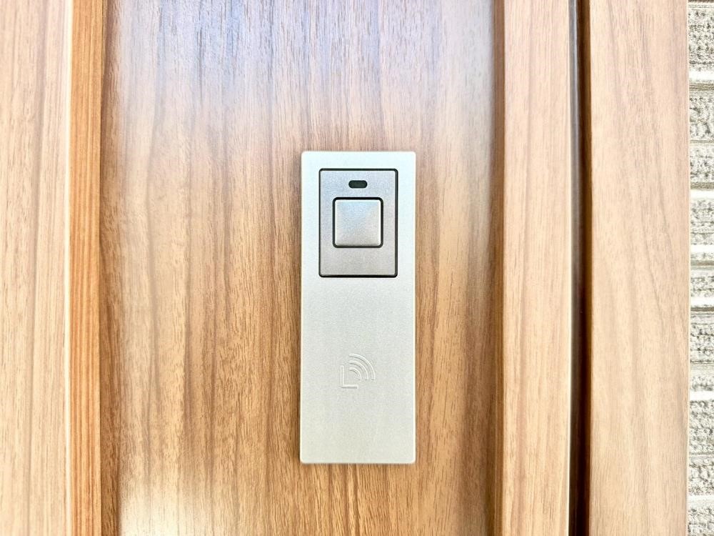 ���� ���N���N�J���I�X�}�[�g�R���g���[���L�[�B