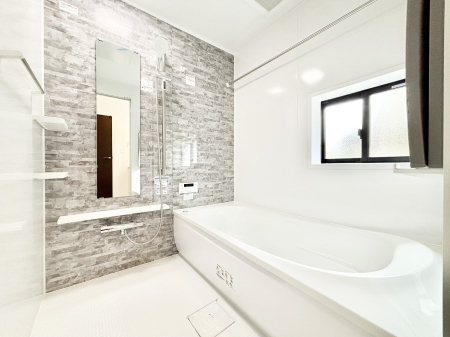 ���� ����̔�������Ă���閾�邢�������̂���o�X���[��