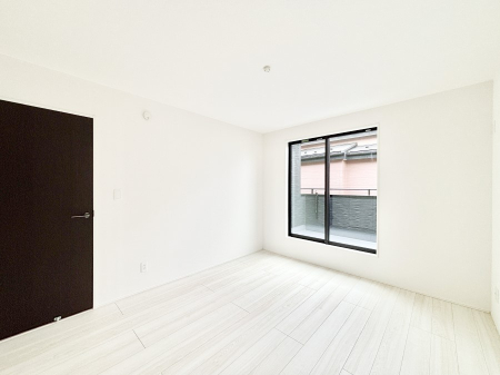 ���̑����� �o���R�j�[���J�������v���X���Ă����m��