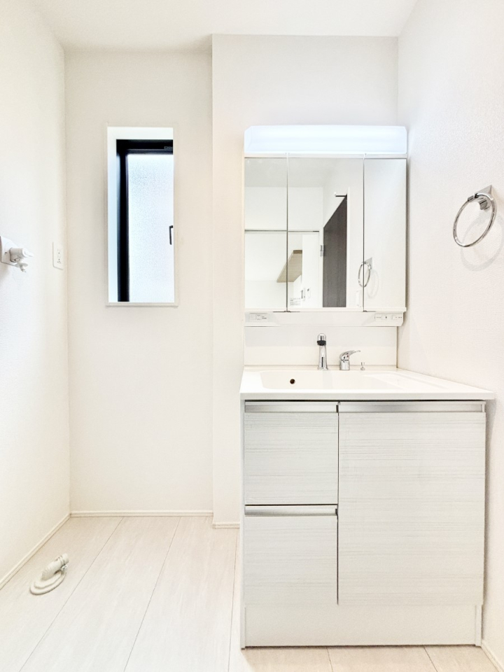 ���ʑ�E���ʏ� ���[�͂Ƌ@�\���ɗD�ꂽ���ʉ��ϑ�