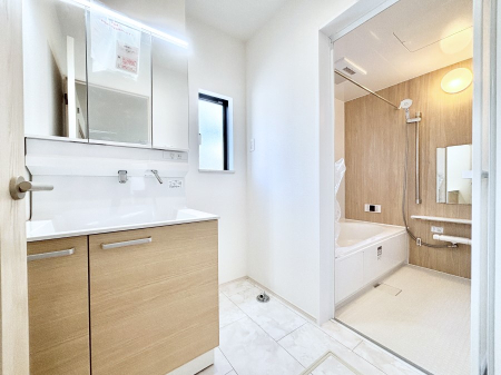 ���̑� ���������Ă���̂Ŏ��C�̑����ꏊ�ł����C���\���s���܂��B�����̐g�x�x���C�����ǂ��I