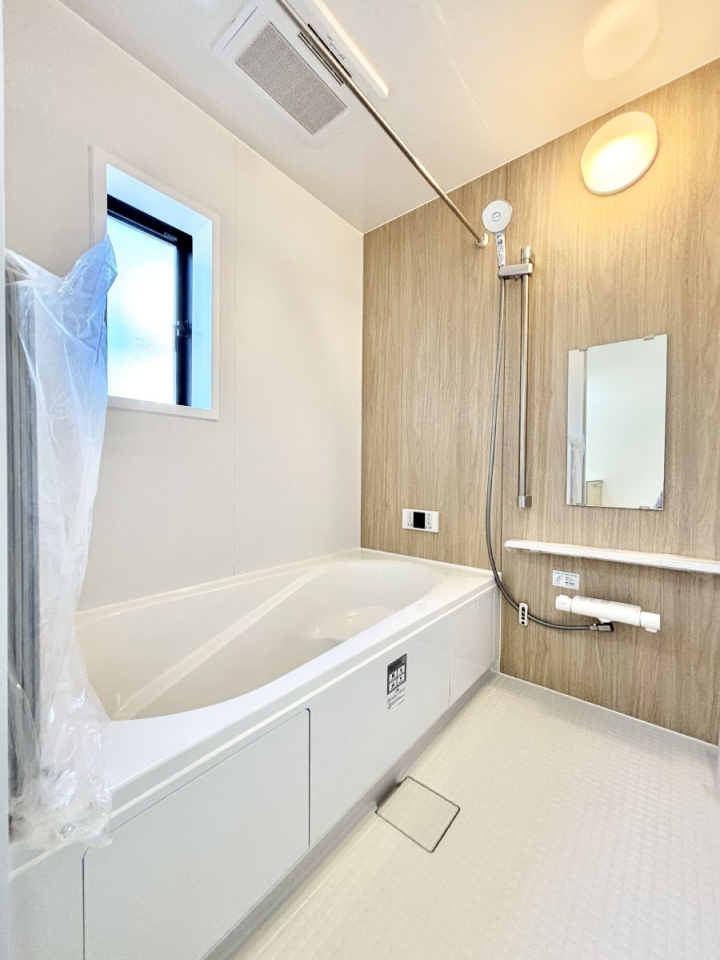 ���� ����̔�����₷��؂ȃo�X�^�C���B�������Ƃ����C���y����Ŕ����Ƃ肽���ł��ˁI  