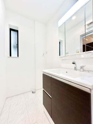 ̑ 邢ʏ͖̐gxxyłႢłB    