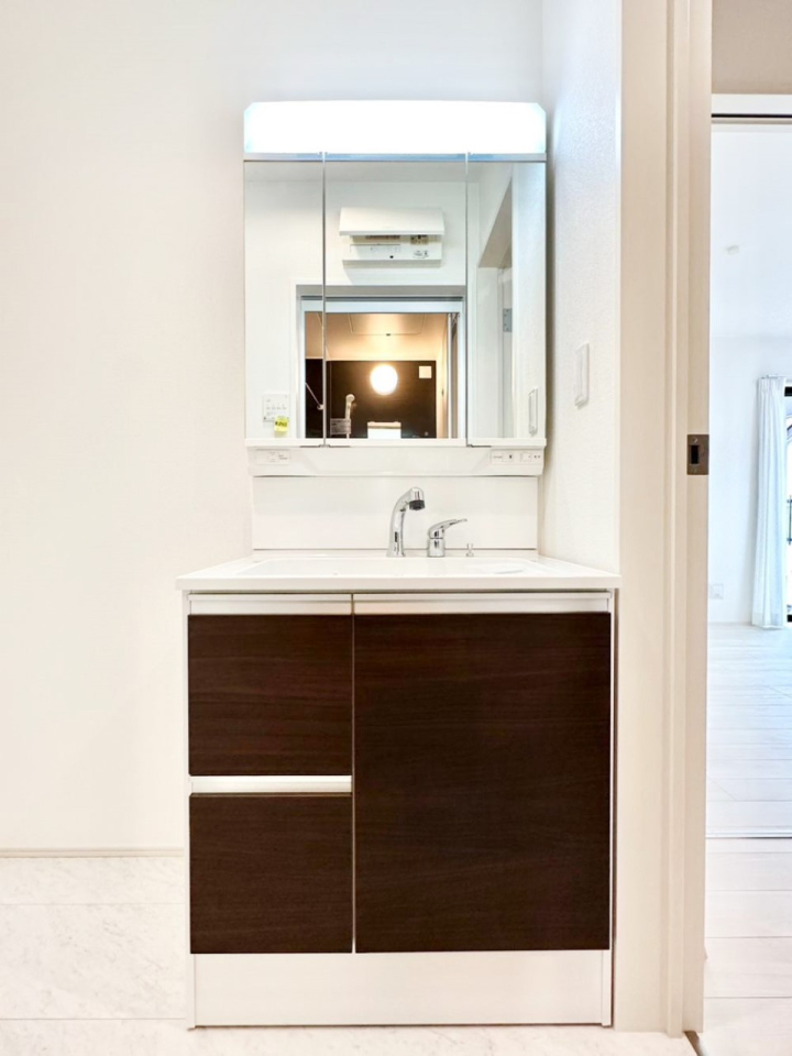 ʑEʏ [͂Ƌ@\ɗDꂽʉϑ  