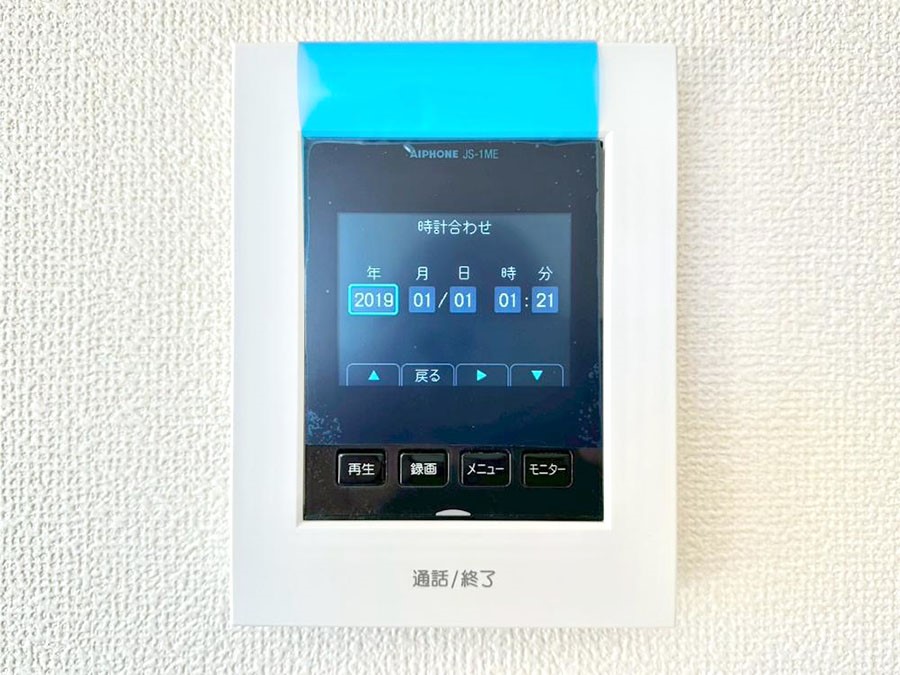 ���̑����� TV���j�^�[�t�C���^�[�t�H�����t���Ă��ăZ�L�����e�B�[��  