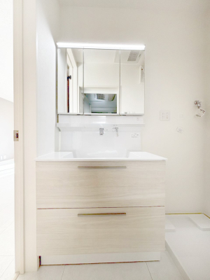 ʑEʏ X^COɕ֗ȎOʋA~[LrlbgōׂXbL