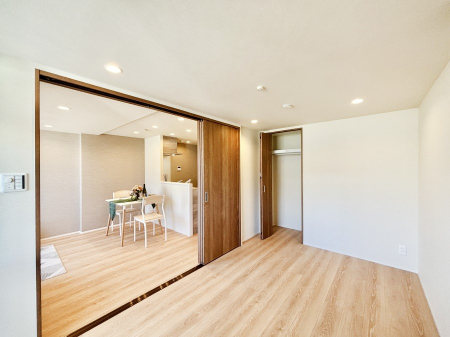 ̑ rOאڂ̗m͊JărỎƂĂg܂