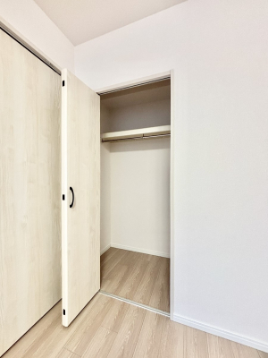 ���[ �m���N���[�[�b�g�B���s��������̂Ō���̈ߗނ�����������[�ł��܂��B