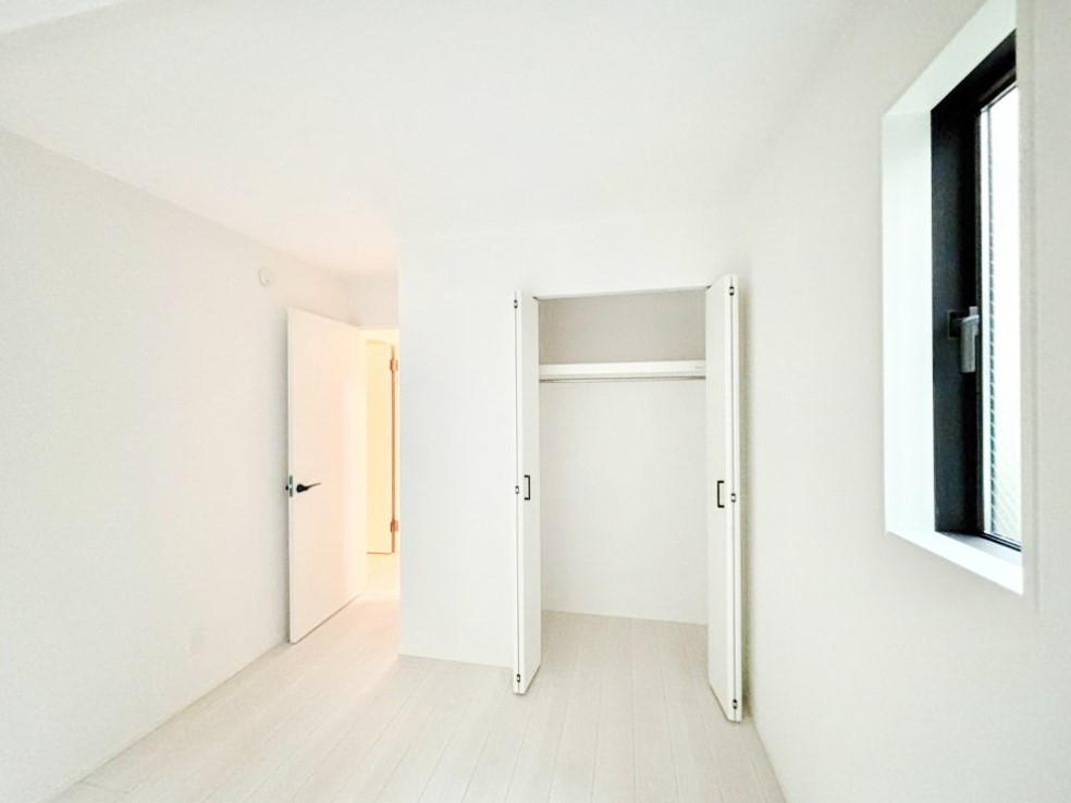 ���̑� 1�K�̔[�˂͎��[�͂������A�����Ƃ��Ă����p�ł��܂��B