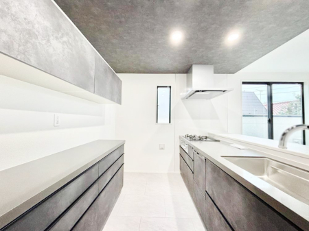 �L�b�`�� �L�X�Ƃ����g������̗ǂ��L�b�`���œ��X�̂��������y�����Ȃ肻��