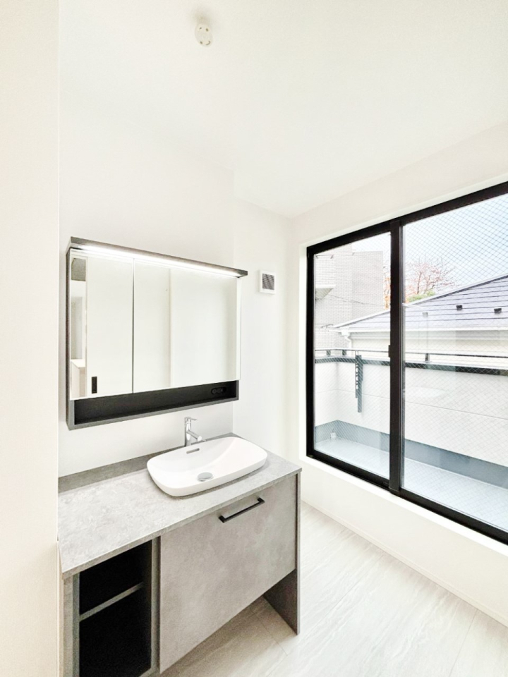 ���̑� �~�j�o���R�j�[�ɖʂ��Ă���̂Ő��󕨂������Ɋ����Ďg���₷�����ʎ��B