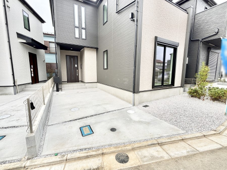  �����Ɍ������Ȃ����ԃX�y�[�X�B