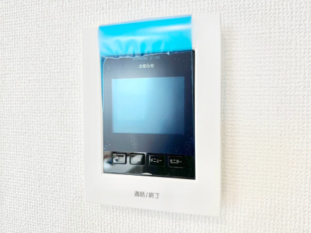 ���̑����� TV���j�^�[�t�C���^�[�t�H�����t���Ă��ăZ�L�����e�B�[��