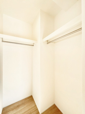 ���̑� �E�H�[�N�C���N���[�[�b�g�t���Ő�����Ԃ��L�����p�ł��܂��B