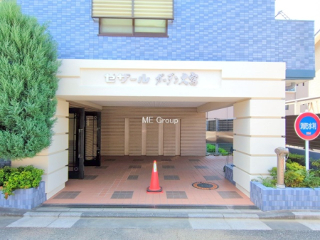 �G���g�����X -