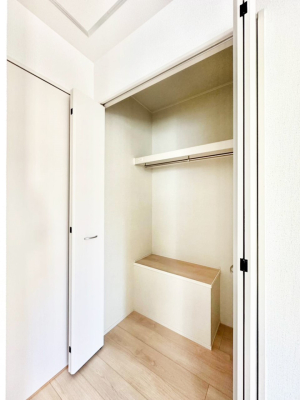 ���[ �����Ղ�̎��[�X�y�[�X�ŉ��K�ɕ�点���� 