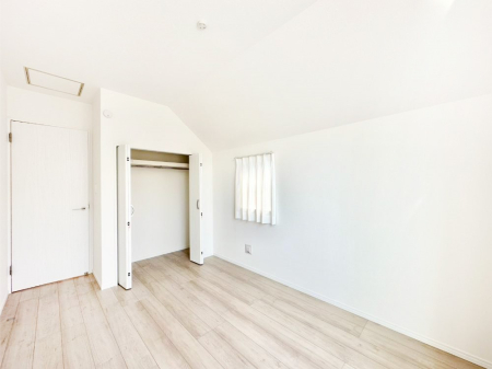 Q g₷`ŃxbgƋ̒uɂ邱Ƃ܂B   