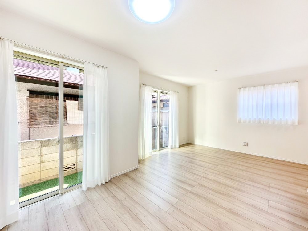 rO Ƒc̎ԂȂ났̃rO_CjOB   